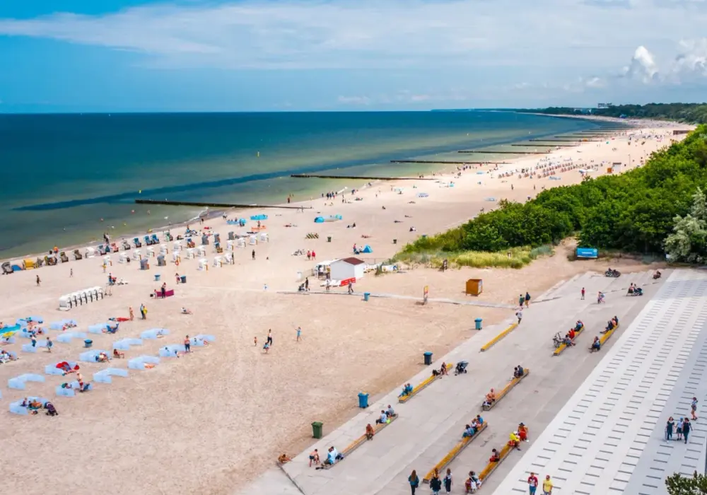 Kołobrzeg plaża wschodnia czy zachodnia - która jest lepsza dla Ciebie?