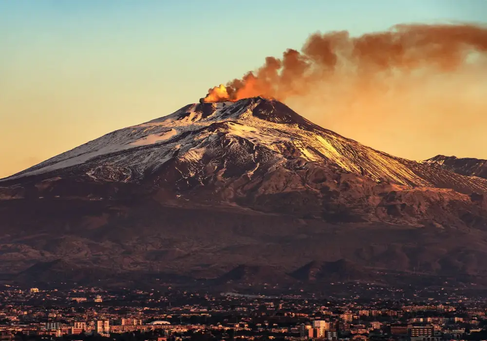 Sycylia: Fascynująca wyspa z wulkanem Etna - cud natury