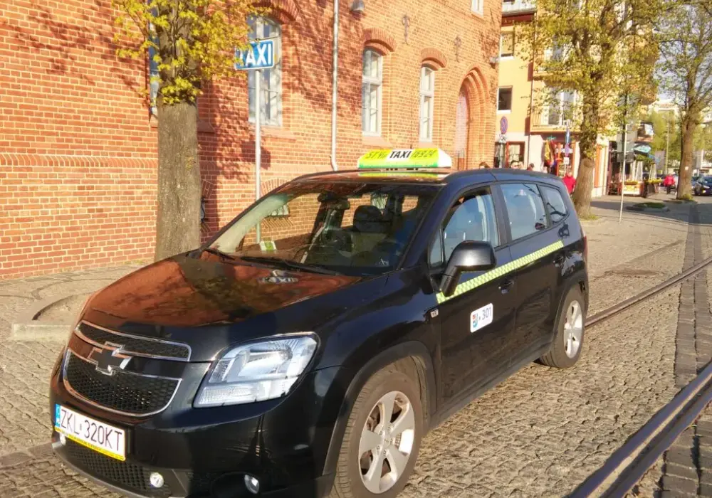 Ile kosztuje taxi z Kołobrzegu do Ustronia Morskiego? Sprawdź ceny!
