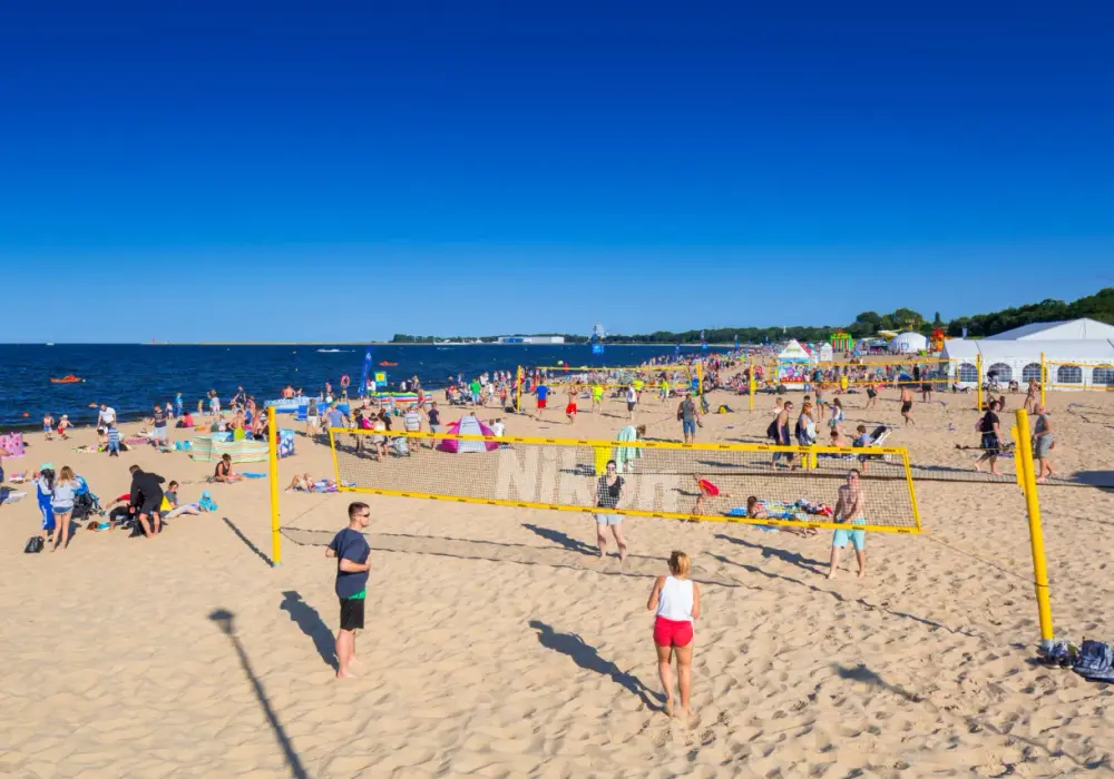 Plaża Brzeźno w Gdańsku - co warto wiedzieć przed wizytą?