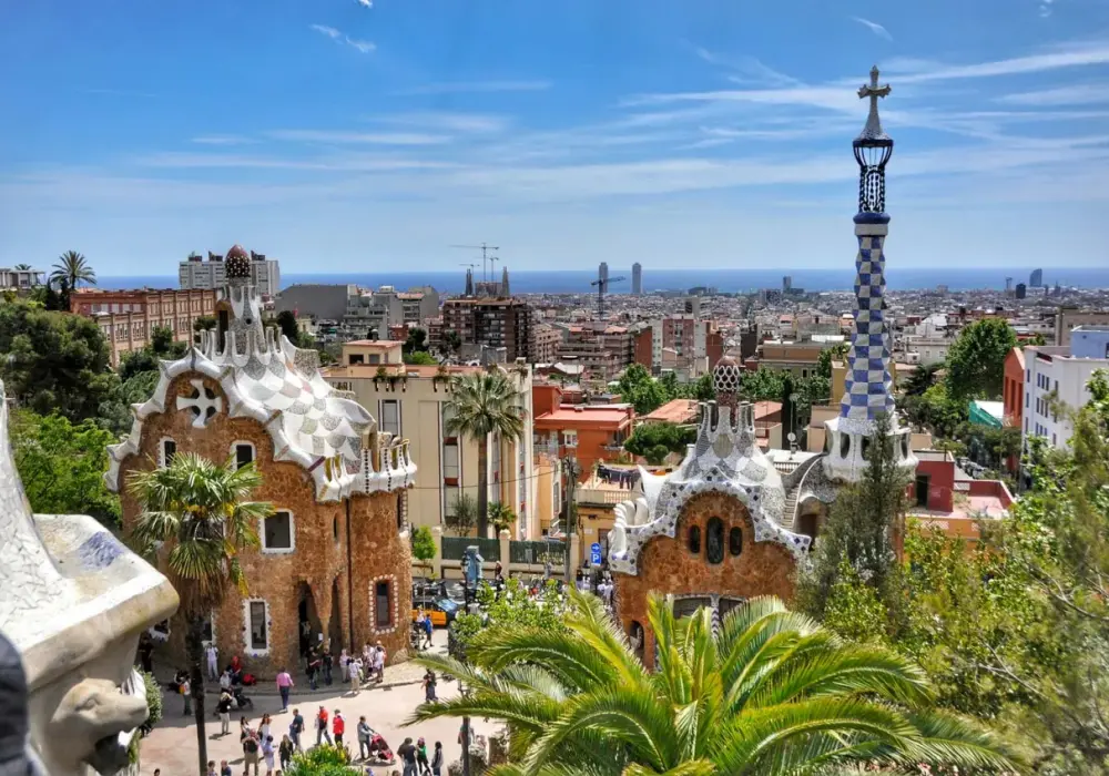 Barcelona pieszo: Top atrakcje i trasy dla zwiedzających