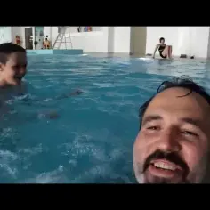 Dlaczego basen w Ustce przyciąga tłumy? Odkrywamy jego sekrety!