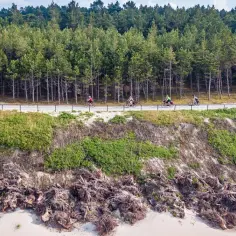 Trasy rowerowe na Mierzei Wiślanej: najpiękniejsze szlaki i atrakcje