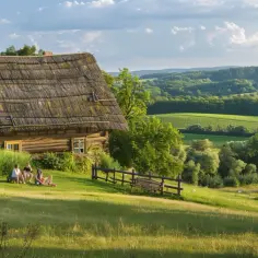 Agroturystyka "Pod Strzechą" w Kierzkowie: Idealna dla rodzin