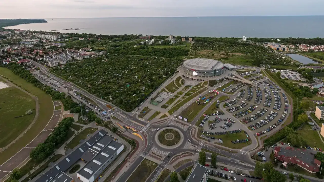 Zdjęcie Jak oszczędzić na parkingu w Sopocie? Przewodnik po tych darmowych