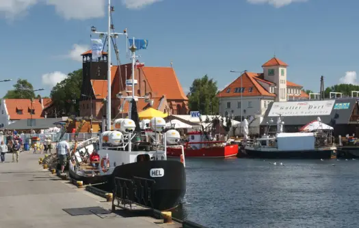 Port w Helu - rejsy, marina i atrakcje na spokojny spacer